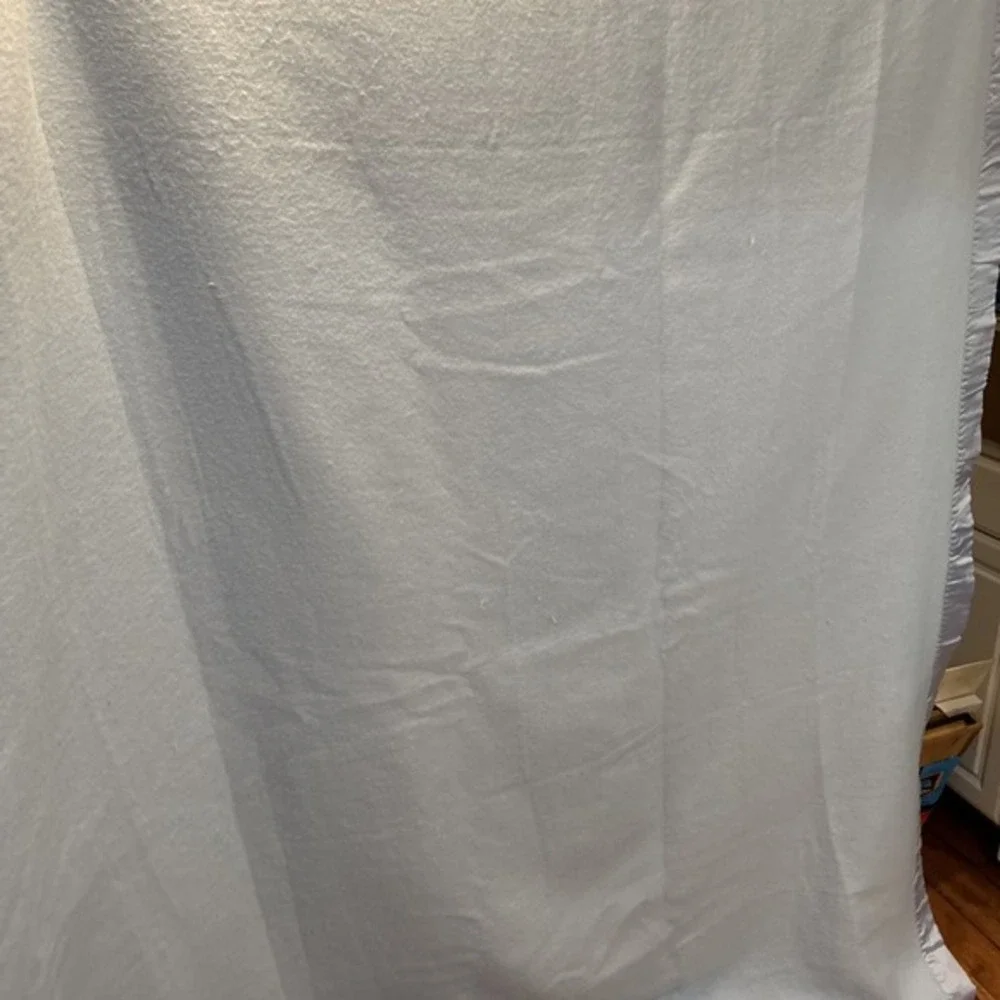 LULA S.‎ vintage acrylic QUEEN blanket blue Satin Trimmed